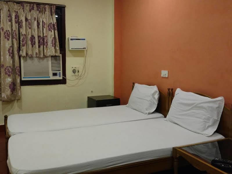 Thangam Balaji Guest House チェンナイ エクステリア 写真