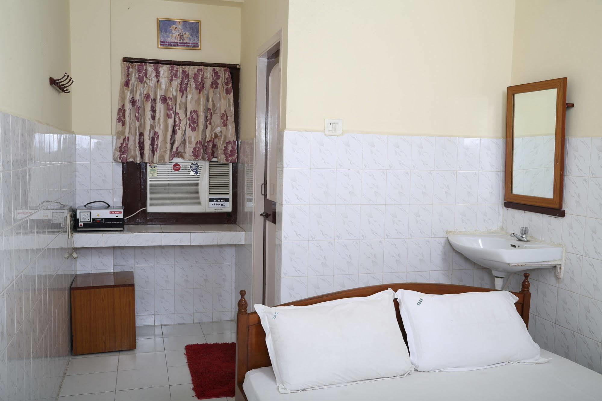 Thangam Balaji Guest House チェンナイ エクステリア 写真