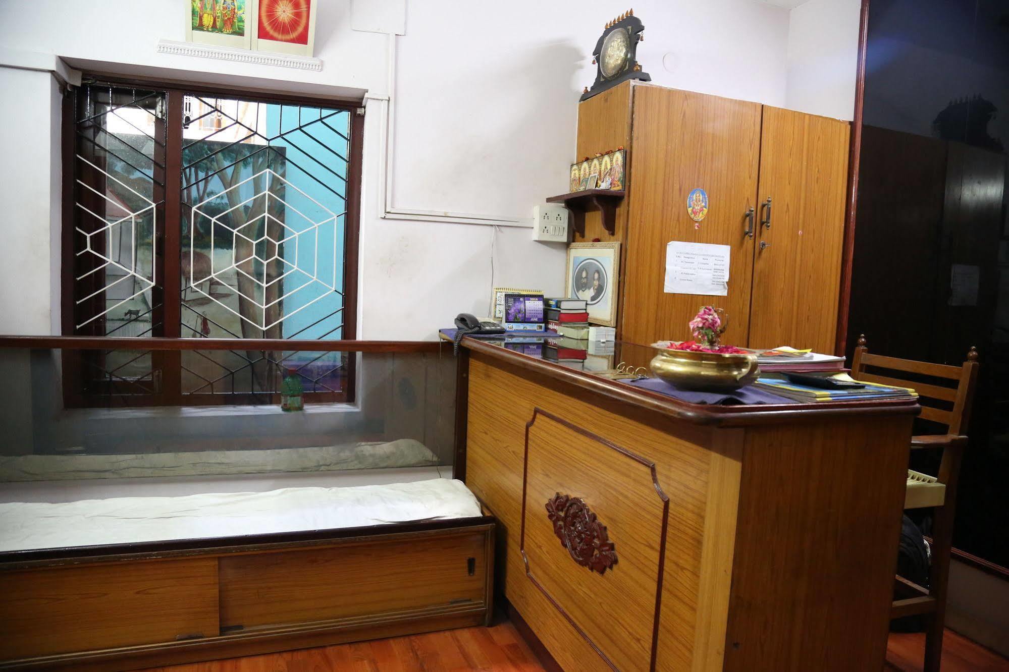 Thangam Balaji Guest House チェンナイ エクステリア 写真