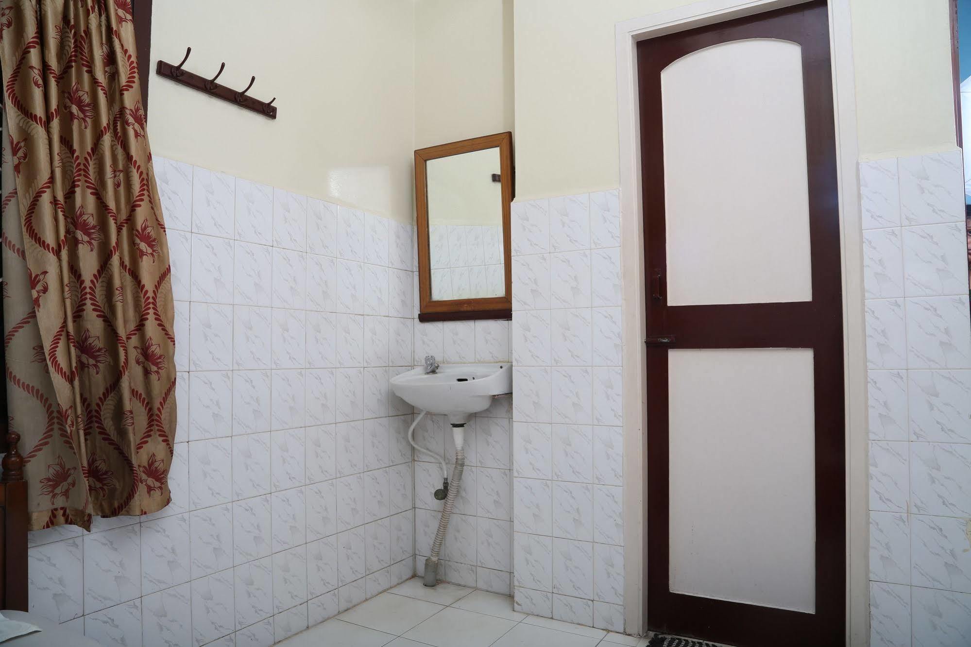 Thangam Balaji Guest House チェンナイ エクステリア 写真